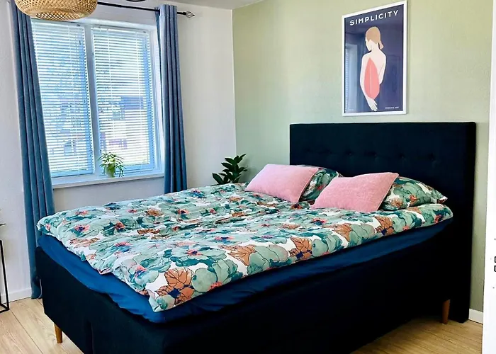 300 Meter Walk To Lego House - 50m2 Cozy - Unit D Apartamento *
